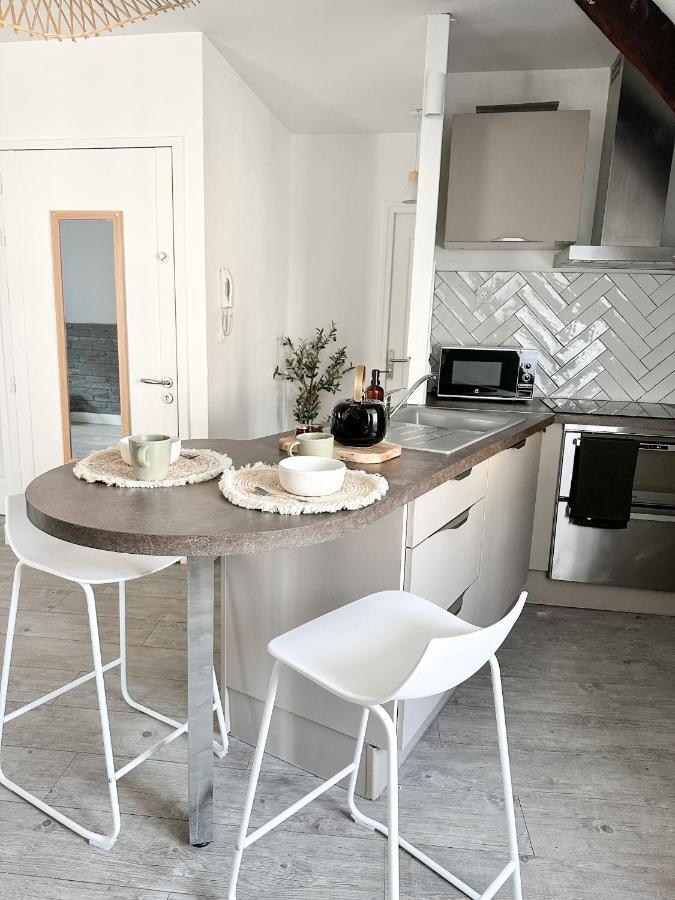Charmant Duplex En Centre-Ville บรีฟ-ลา-เกยยาร์ด ภายนอก รูปภาพ